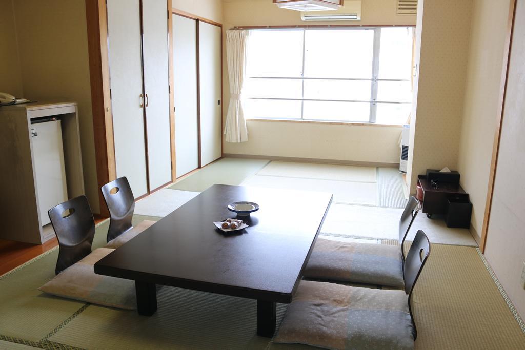 Hotel Sankeien Sapporo Bilik gambar