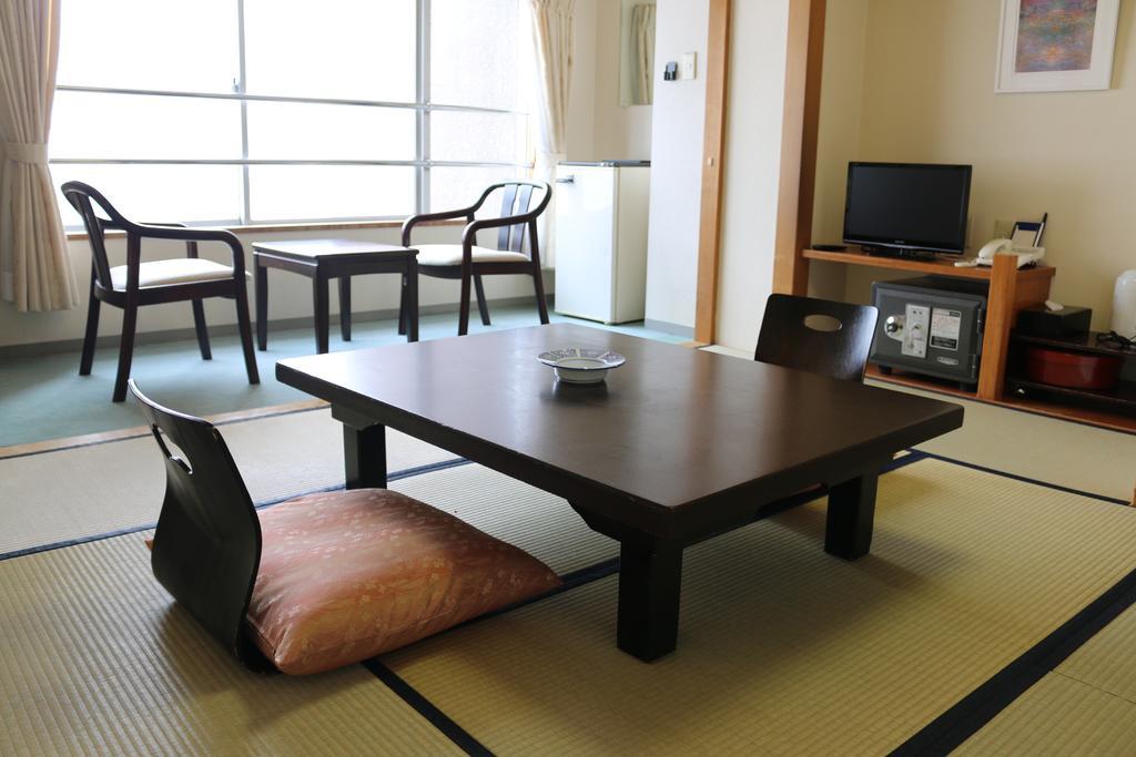 Hotel Sankeien Sapporo Bilik gambar