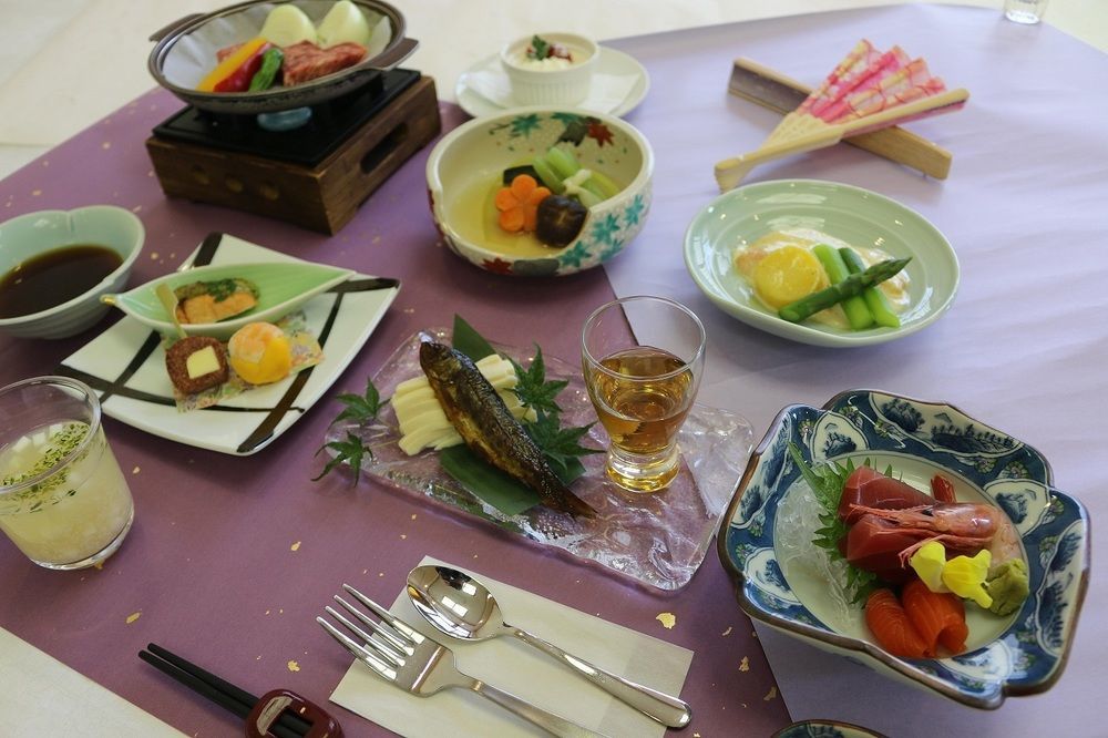 Hotel Sankeien Sapporo Luaran gambar