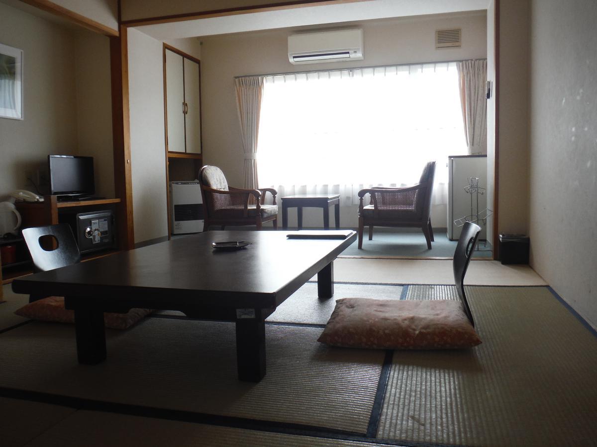 Hotel Sankeien Sapporo Luaran gambar